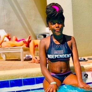 Meet your Posher, Alayna